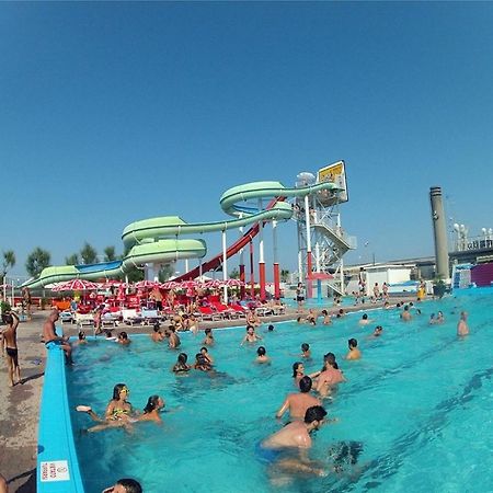Hotel Morena Riccione Centrale Esterno foto