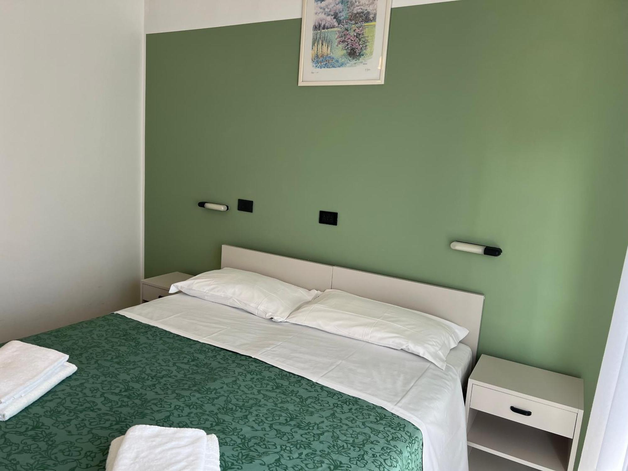 Hotel Morena Riccione Centrale Esterno foto